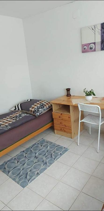 Badacsonyi Pihenes Privat Berlemeny Hotel Badacsonytomaj Bagian luar foto