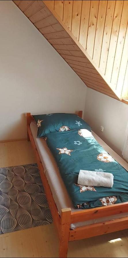 Badacsonyi Pihenes Privat Berlemeny Hotel Badacsonytomaj Bagian luar foto