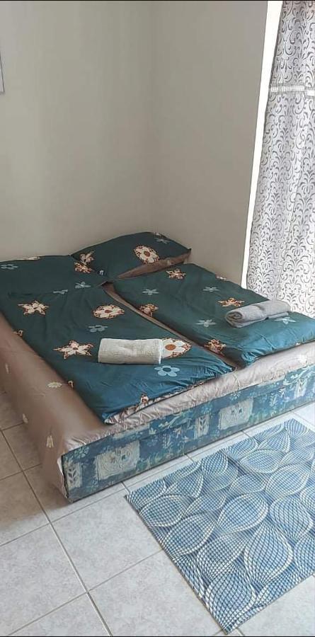 Badacsonyi Pihenes Privat Berlemeny Hotel Badacsonytomaj Bagian luar foto